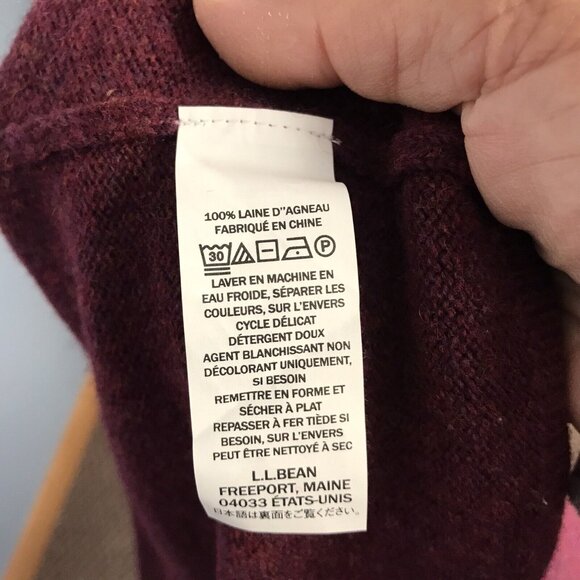 L.L. Bean Mens Solid Burgundy V-Neck Sweater XL Extra Large 100% Lambswool - Picture 7 of 8